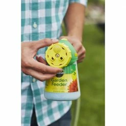 Miracle-Gro Garden Feeder, 1 lb. - 1004102 - Fertilizers -Farm & Ranch store 82be25dbde41578429e28ef4938e4f16ea617dad 80360087 5