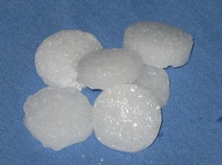 Enoz 14 oz Old Fashioned Moth Flakes - Bug & Pest Control -Farm & Ranch store f8fa5ee92412bb3294096907f968499c2e636815 mothballs